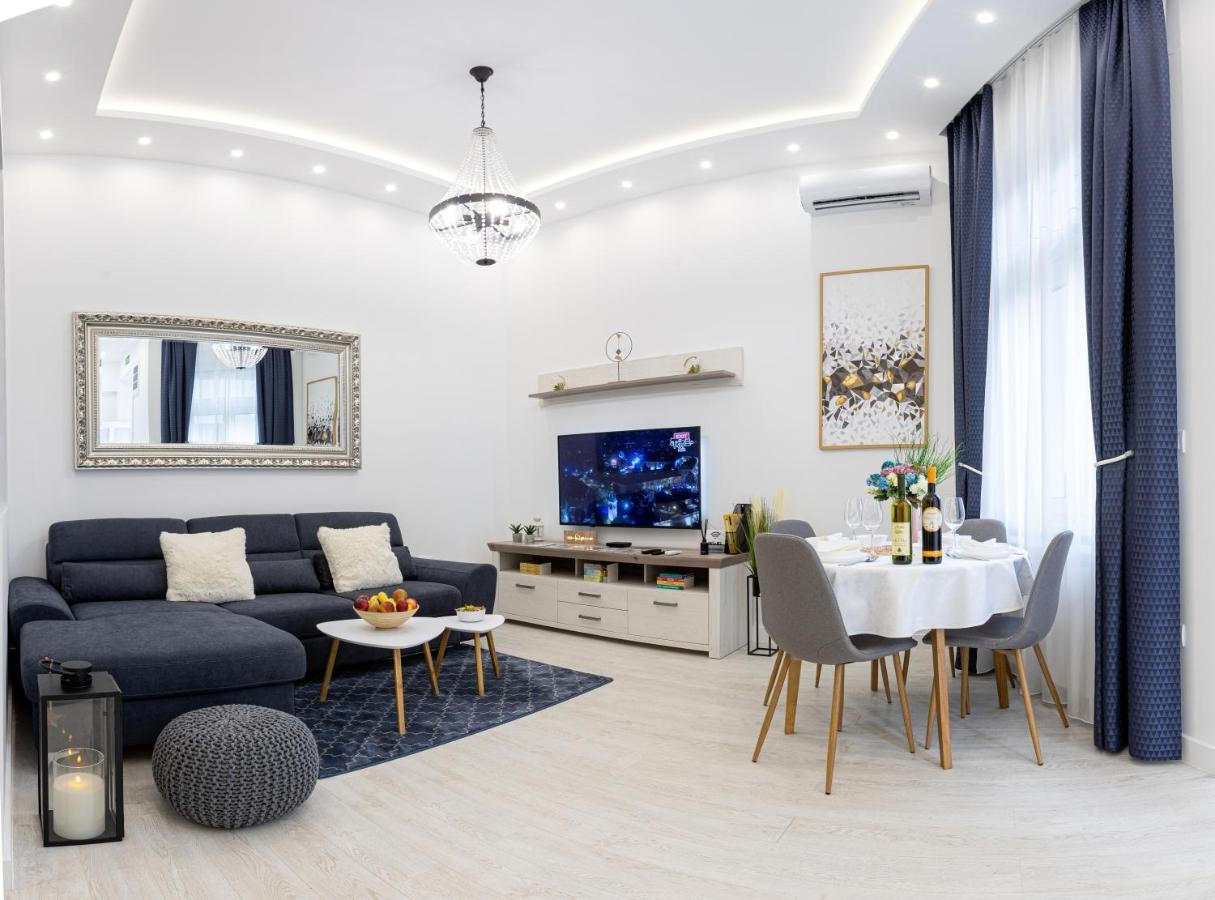 Theatre Square Apartments Novi Sad Exterior foto